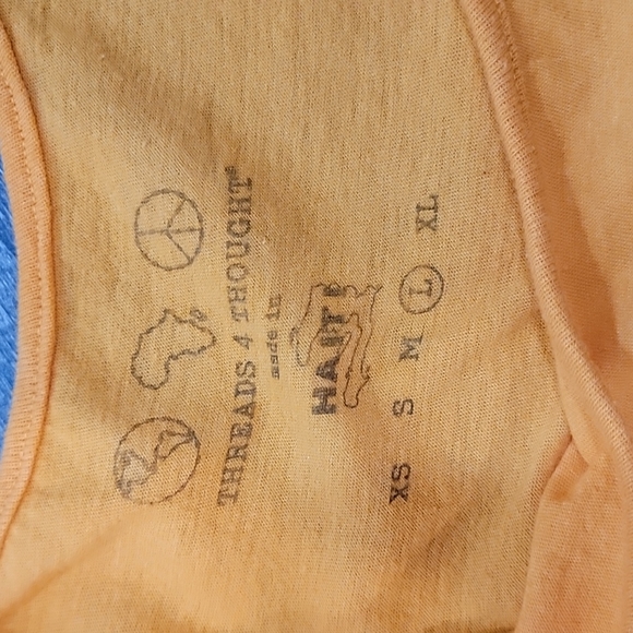 Tank top - Picture 2 of 3